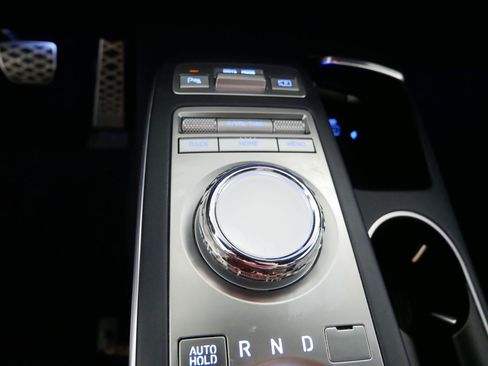 Used 2023 Genesis GV70 2.5T w/ Sport Prestige Package AWD/4WD image 29