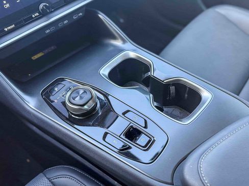 Certified 2025 Lexus RZ 300e FWD image 22