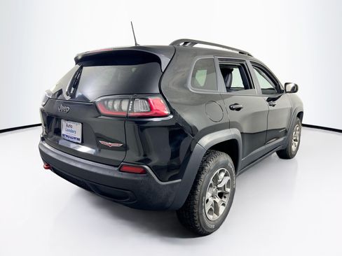 Used 2022 Jeep Cherokee Trailhawk w/ Premium Leather Package AWD/4WD image 5