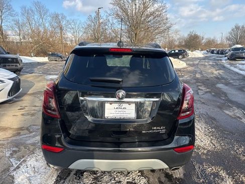 Used 2022 Buick Encore Preferred w/ Safety Package image 4