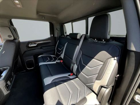 New 2026 Chevrolet Silverado 1500 RST w/ Dark Appearance Package AWD/4WD image 25