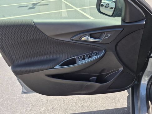 Used 2023 Chevrolet Malibu LS FWD image 11