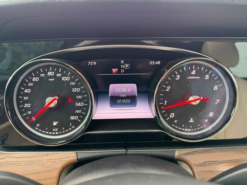 Used 2018 Mercedes-Benz E 300 image 9