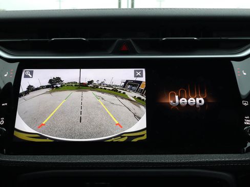 New 2026 Jeep Cherokee Laredo AWD/4WD image 19