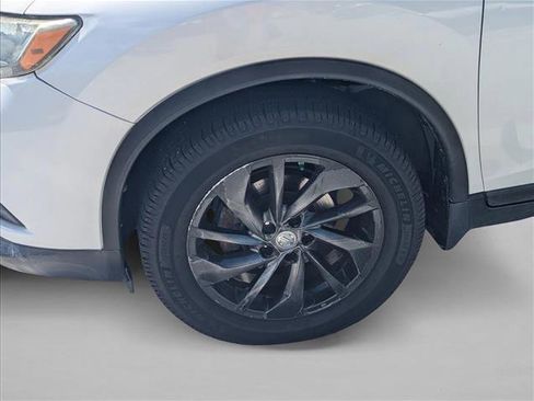 Used 2015 Nissan Rogue SL FWD image 22
