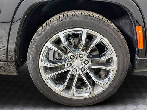 Used 2022 Jeep Grand Wagoneer Series II w/ Premium Group II image 30