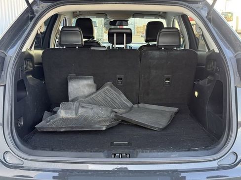 Used 2021 Ford Edge SEL image 30