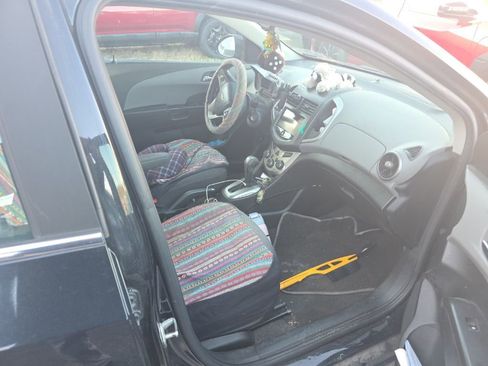 Used 2014 Chevrolet Sonic LT w/ Wheels and Fog Lamp Package image 7