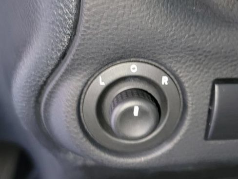 Used 2012 Jeep Wrangler Unlimited Sport AWD/4WD image 23