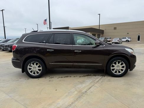 Used 2016 Buick Enclave Leather FWD image 6