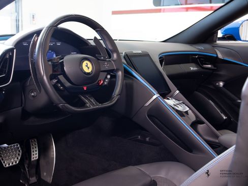 Used 2024 Ferrari Roma Spider RWD image 13