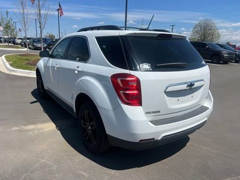 Used 2017 Chevrolet Equinox LT w/ Sport Edition FWD image 7