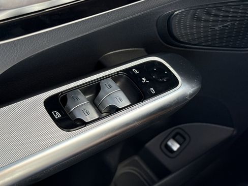 New 2026 Mercedes-Benz GLC 300 image 16