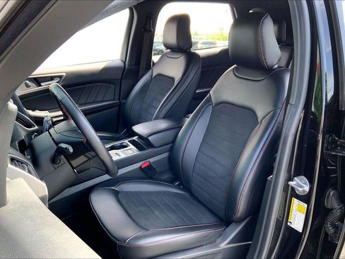 Used 2023 Ford Edge ST-Line AWD/4WD image 24
