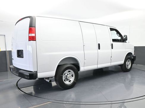 New 2025 Chevrolet Express 2500 w/ Driver Convenience Package image 6