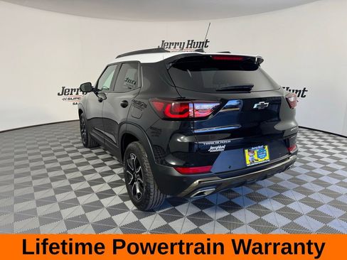 Used 2024 Chevrolet TrailBlazer ACTIV w/ Driver Confidence Package image 8