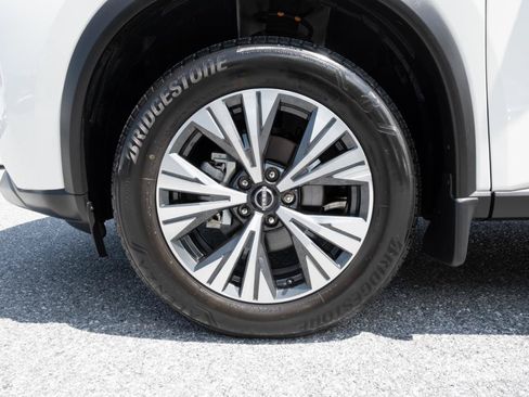 Used 2023 Nissan Rogue SV w/ SV Premium B Package AWD/4WD image 35