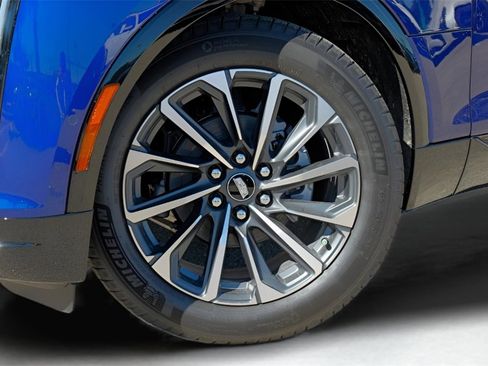 New 2026 Cadillac Lyriq Premium Sport image 2