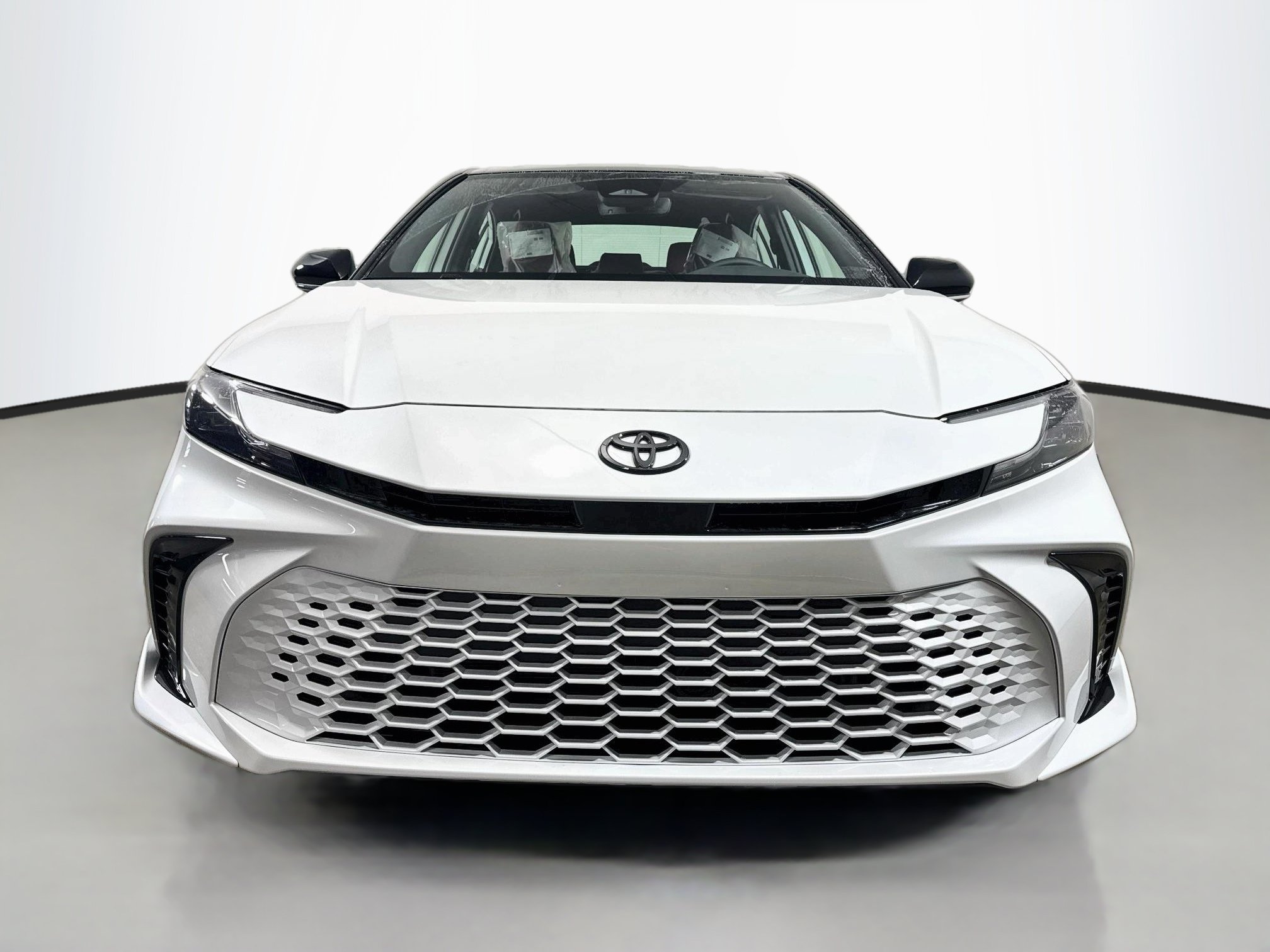 New 2027 Toyota Camry XSE AWD/4WD image 2