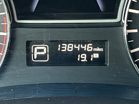 Used 2015 Nissan Pathfinder S AWD/4WD image 7
