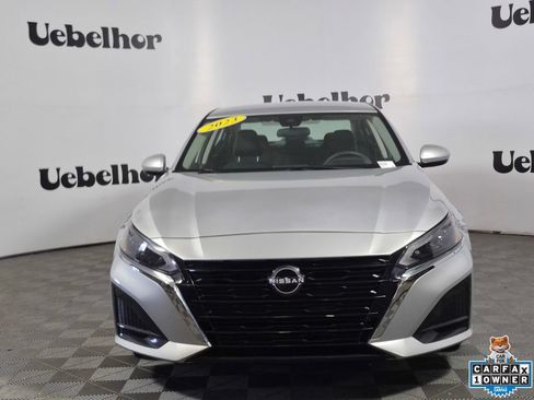 Used 2023 Nissan Altima 2.5 S FWD image 2