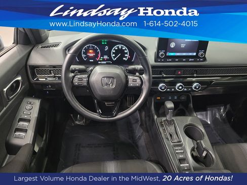 Used 2025 Honda Civic Sport image 15