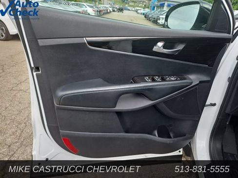 Used 2020 Kia Sorento S FWD image 25