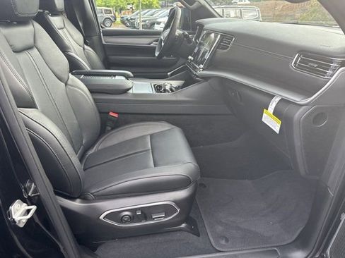 New 2025 Jeep Wagoneer Series II w/ Premium Group I image 13