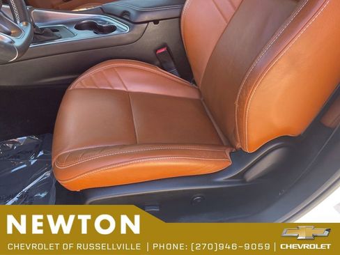 Used 2016 Dodge Challenger SRT Hellcat RWD image 21