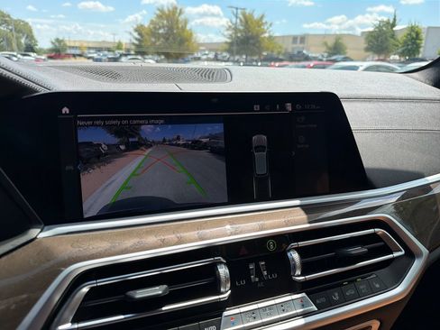 Used 2022 BMW X5 xDrive45e w/ M Sport Package AWD/4WD image 31