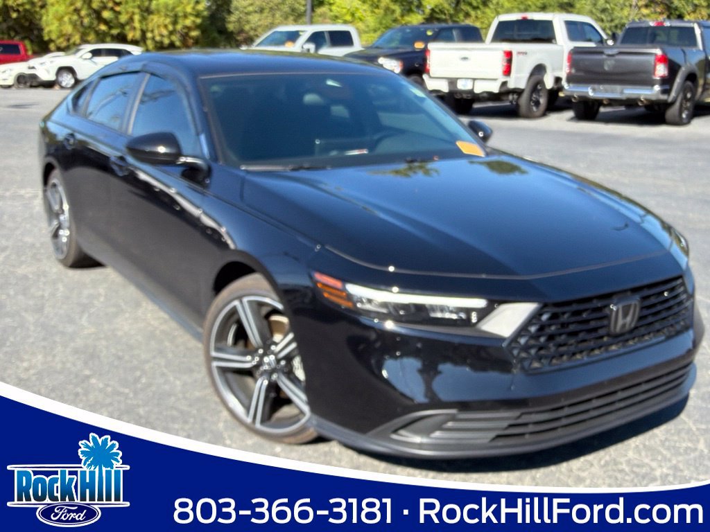 Used 2025 Honda Accord Sport image 1