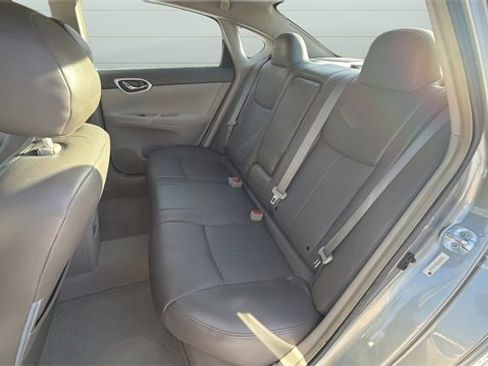 Used 2013 Nissan Sentra SV image 18