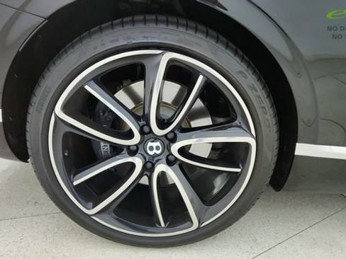 Used 2022 Bentley Continental GT AWD/4WD image 65