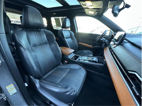 Used 2022 Mitsubishi Outlander SEL image 4