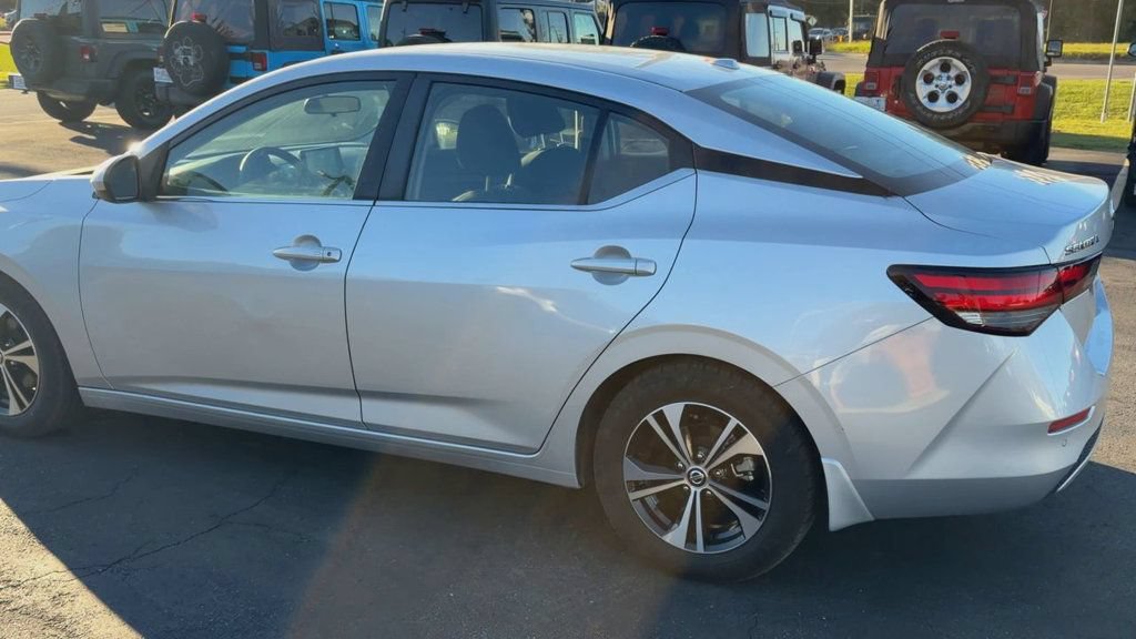 Used 2022 Nissan Sentra SV w/ Trunk Package FWD image 6