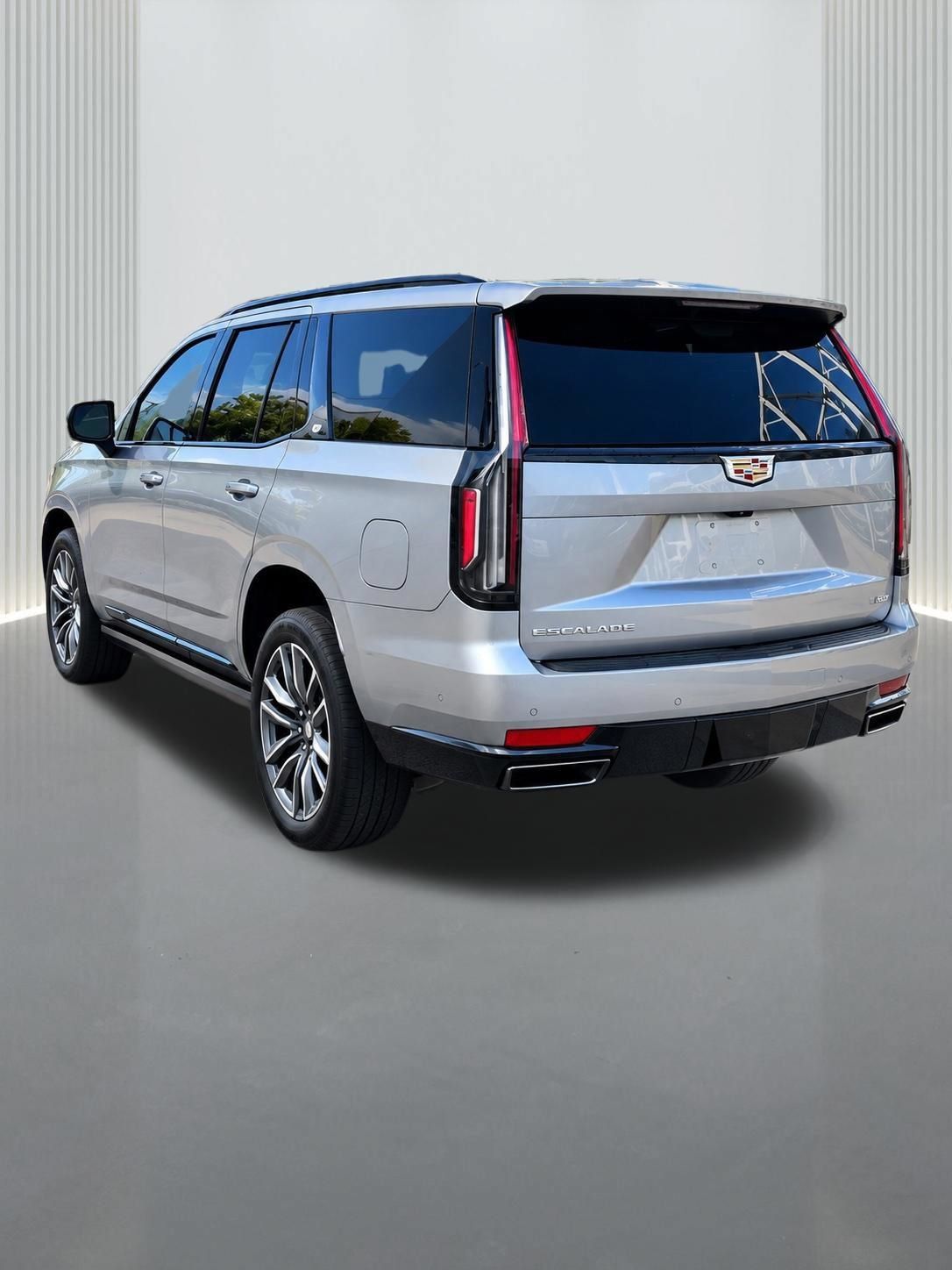 Used 2023 Cadillac Escalade Sport w/ Touring Package AWD/4WD image 4