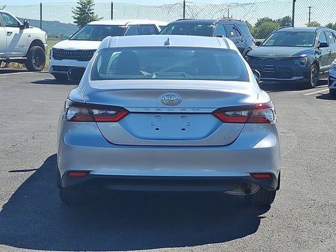 Used 2024 Toyota Camry LE FWD image 5