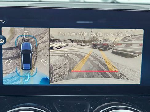 New 2026 Mercedes-Benz GLB 35 AMG 4MATIC image 37