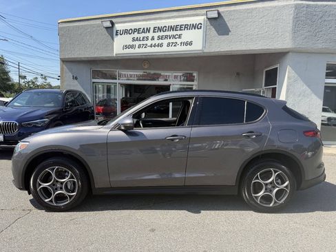 Used 2022 Alfa Romeo Stelvio Sprint AWD/4WD image 4