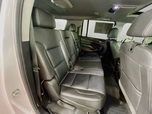Used 2018 Chevrolet Suburban LT AWD/4WD image 31