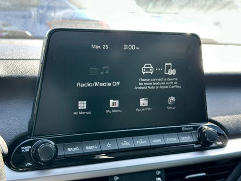 Used 2021 Kia Forte Sedan image 16