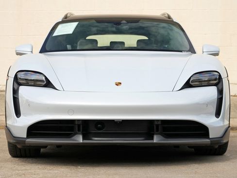 Used 2022 Porsche Taycan Turbo S w/ Technology Package AWD/4WD image 7