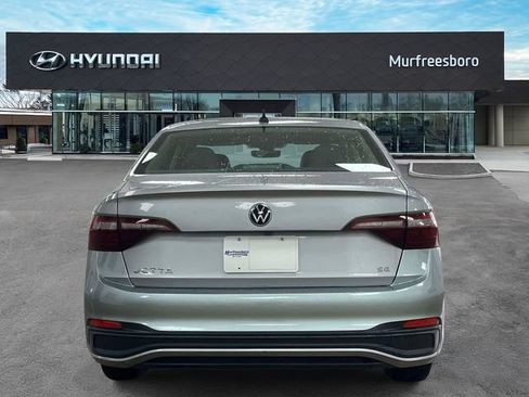 Used 2024 Volkswagen Jetta SE FWD image 7