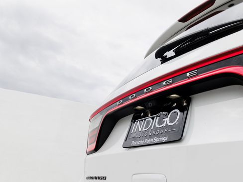 Used 2019 Dodge Durango SXT image 12