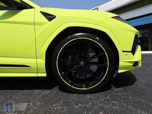 Used 2023 Lamborghini Urus S AWD/4WD image 48