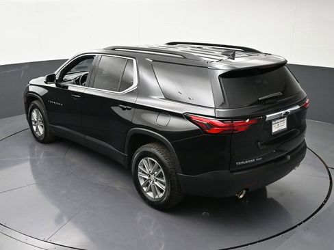 Certified 2023 Chevrolet Traverse LT w/ Rear Camera Mirror Package AWD/4WD image 18
