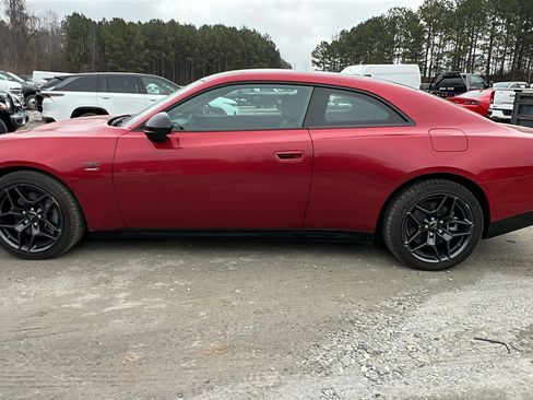 Used 2024 Dodge Charger R/T w/ Plus Group image 11