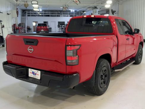 Used 2022 Nissan Frontier S w/ Technology Package image 9