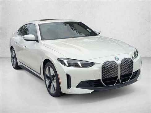 New 2026 BMW i4 eDrive40 w/ Premium Package RWD image 6