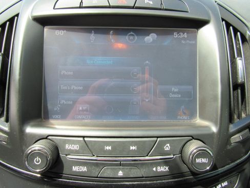 Used 2016 Buick Regal Premium AWD/4WD image 16
